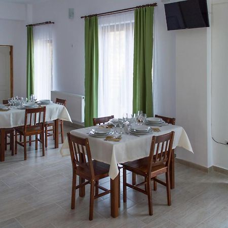 Pensiune Casa Ampeia Alba Iulia Exterior foto